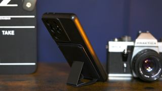 Best Magnetic Smartphone Accessories: Encased wallet stand