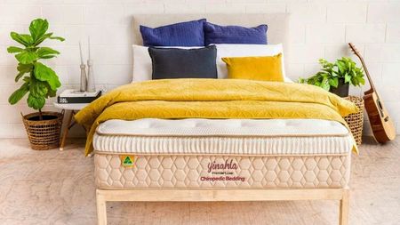 Yinahla Premier Luxe mattress official product listing image