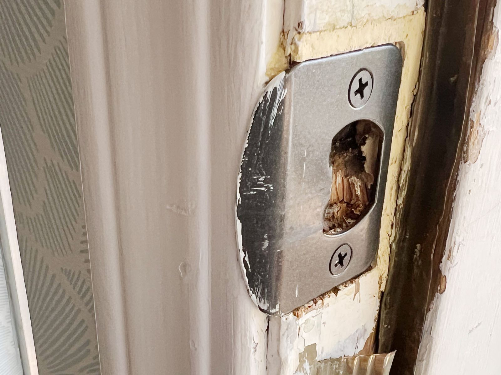 How to install a door knob Real Homes