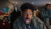 The Scary Movie 6 cast is shown in an trailer.