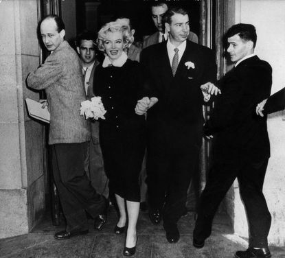 1954: Marilyn Monroe and Joe DiMaggio 