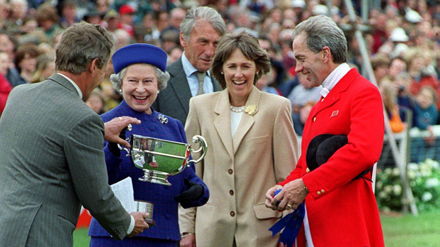 Badminton trials/Queen &amp;amp; Stark