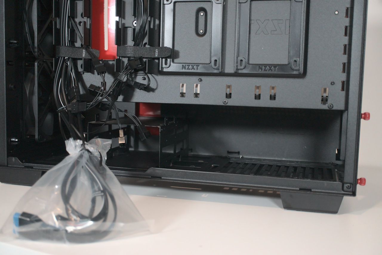 NZXT H710i Cyberpunk