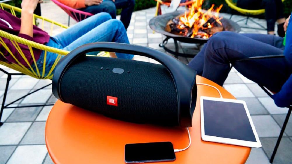 JBL Boombox 2 Review 
