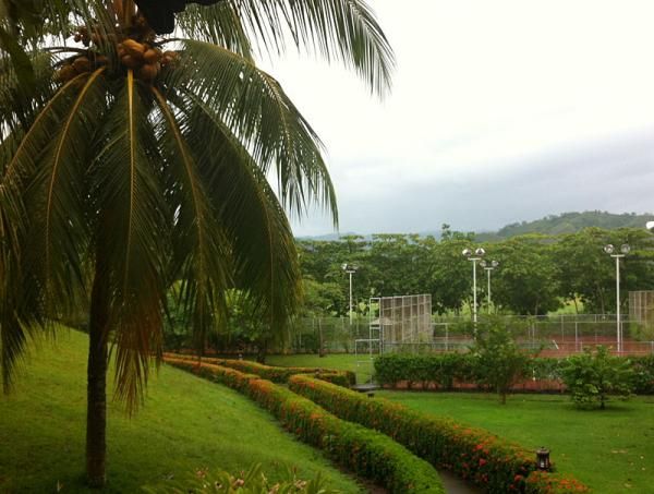 Perfectly manicured grounds in Herradura