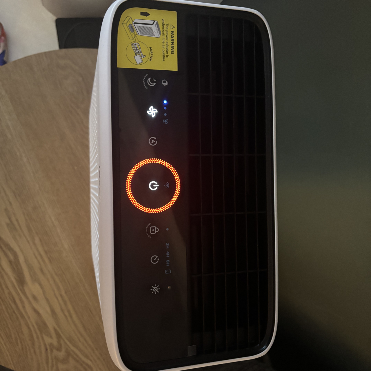 Levoit Vital 100S Smart Air Purifier showing change in air quality levels