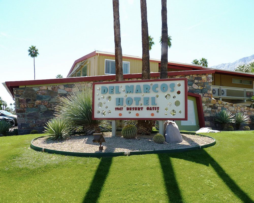The architects who built Palm Springs: William Cody Wallpaper