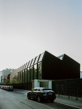 exterior of Luxottica factory by park associati