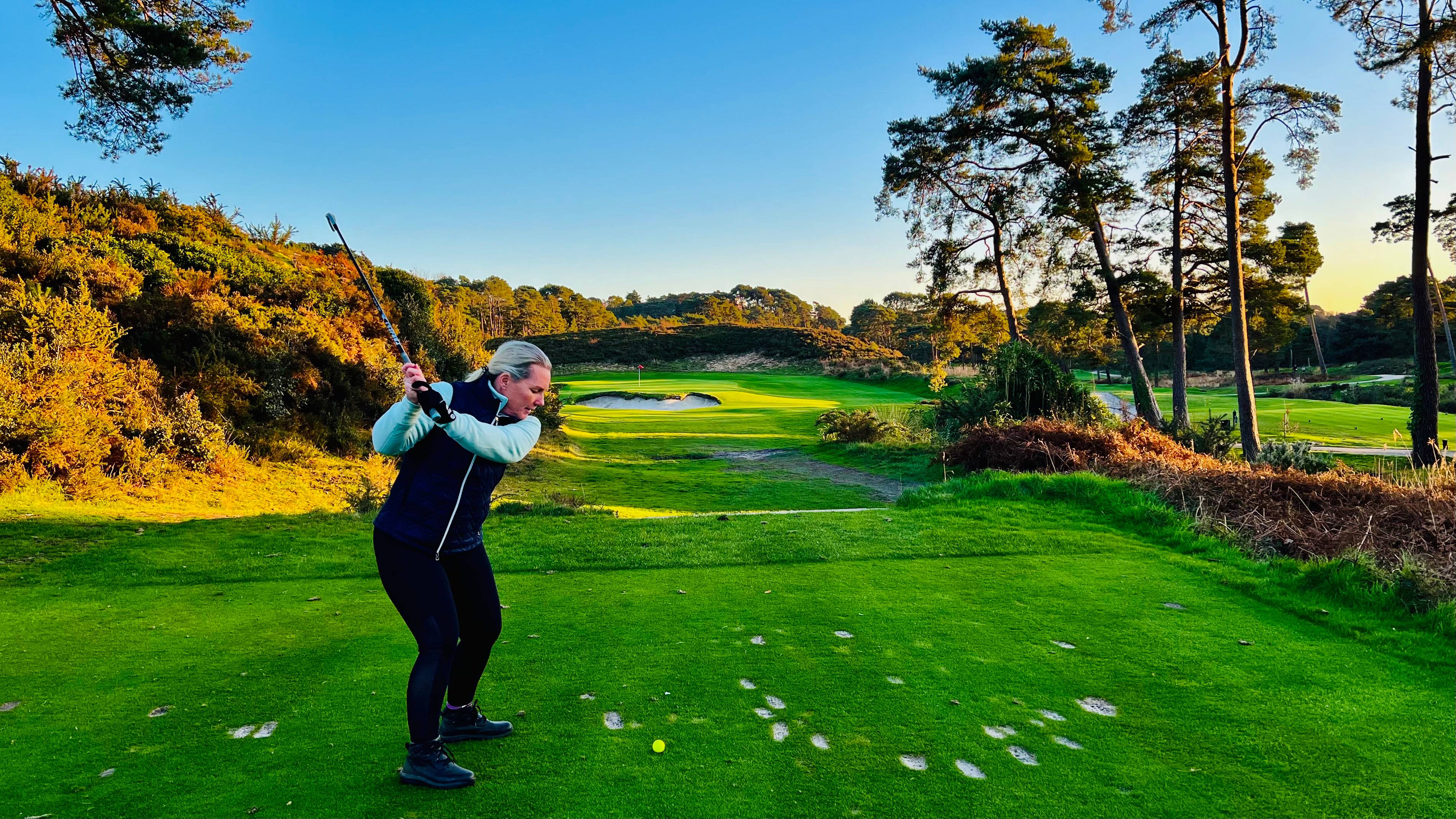 Carly Cummins uses a yellow golf ball