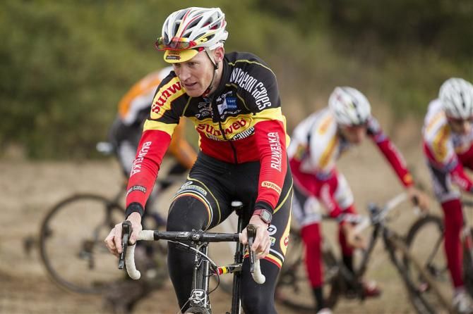 Klaas Vantornout, resplendent in his Belgian champion's kit, leads his teammates through a 'cross workout in Calpe, Spain