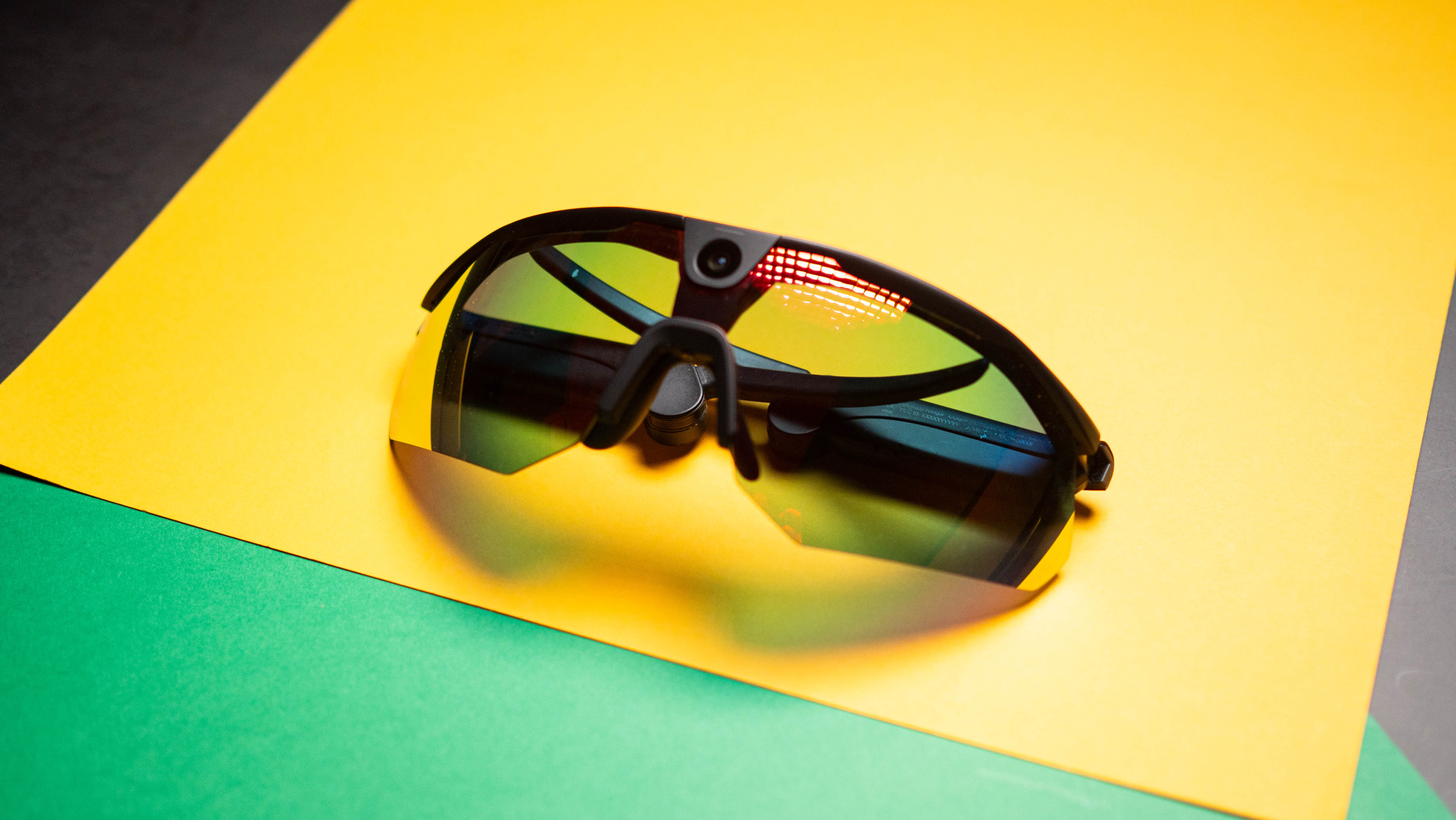 BleeqUp Ranger smart glasses