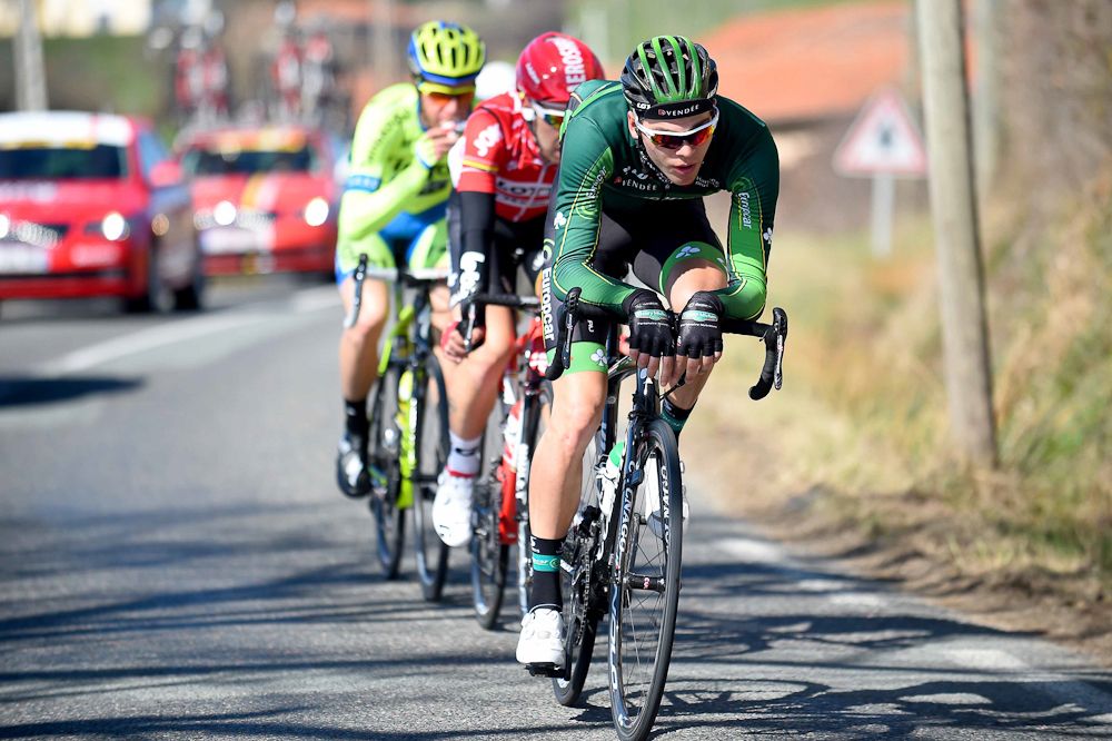 Antoine Duchesne leads the breakaway.