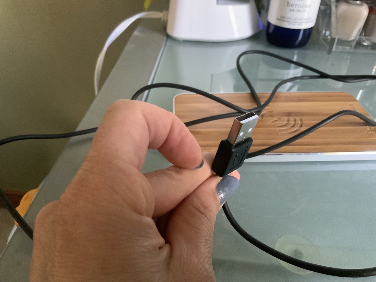 Fuse Chicken Gravity Touch Wireless charger