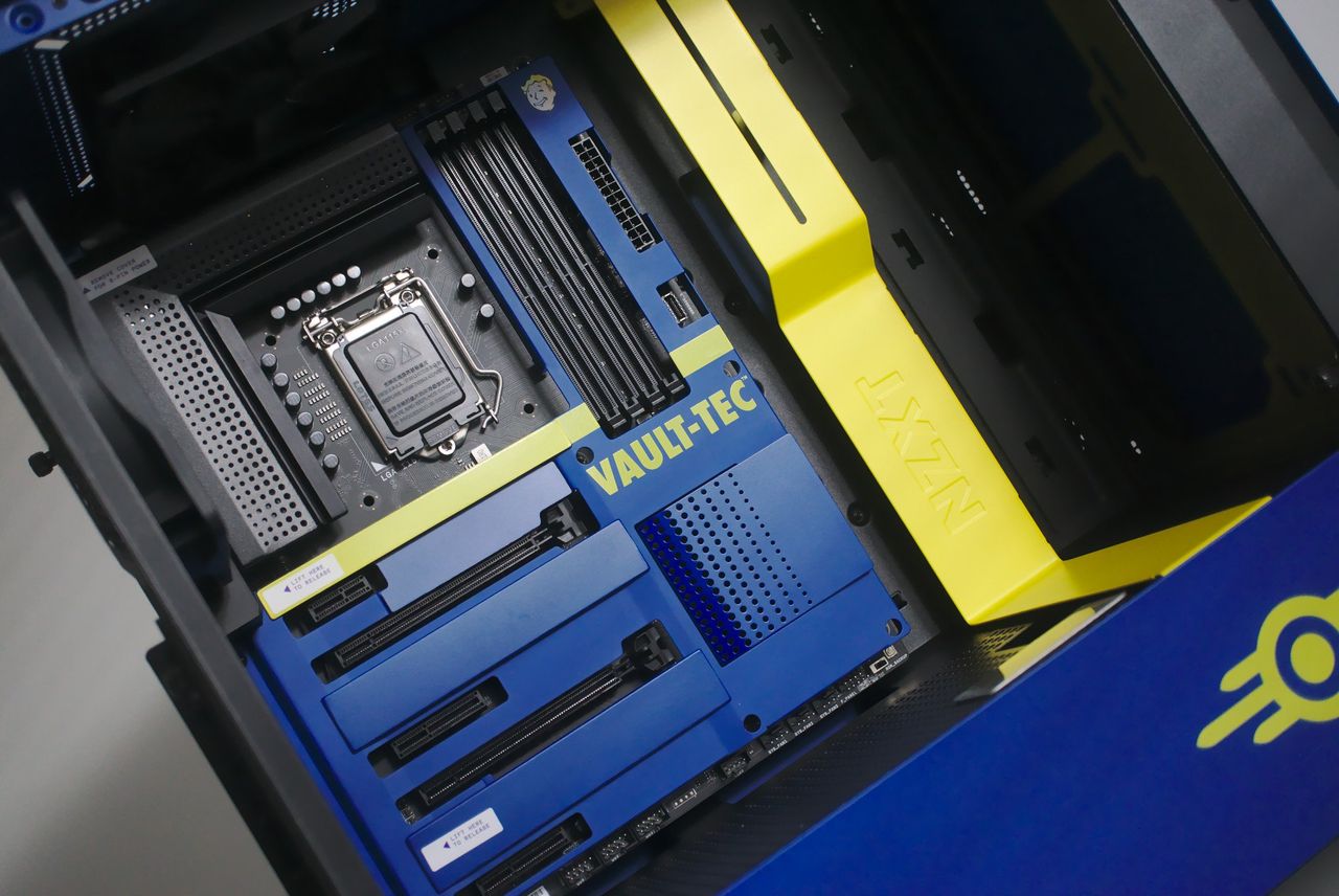 NZXT H500 Vault Boy