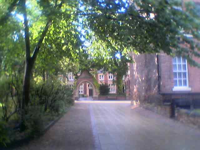 Low-res photo captured by a Nokia 7650 phone