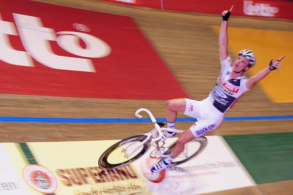 Iljo Keisse celebrates the Gent SIx Day win.