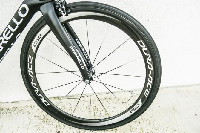 Roche's bike uses Shimano Dura-Ace C50 wheels