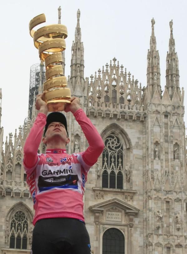 Ryder Hesjedal (Garmin-Barracuda) lifts the 2012 Giro trophy