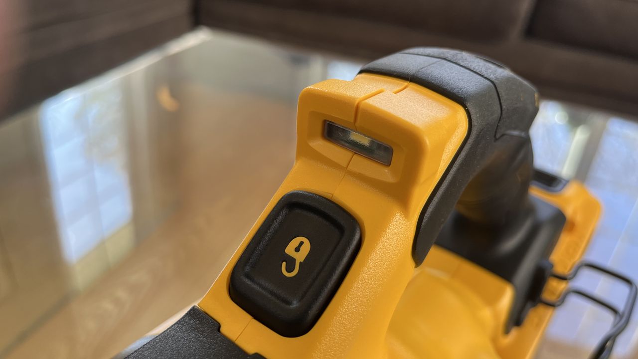 DeWalt 20V Cordless Dry Hand Vacuum