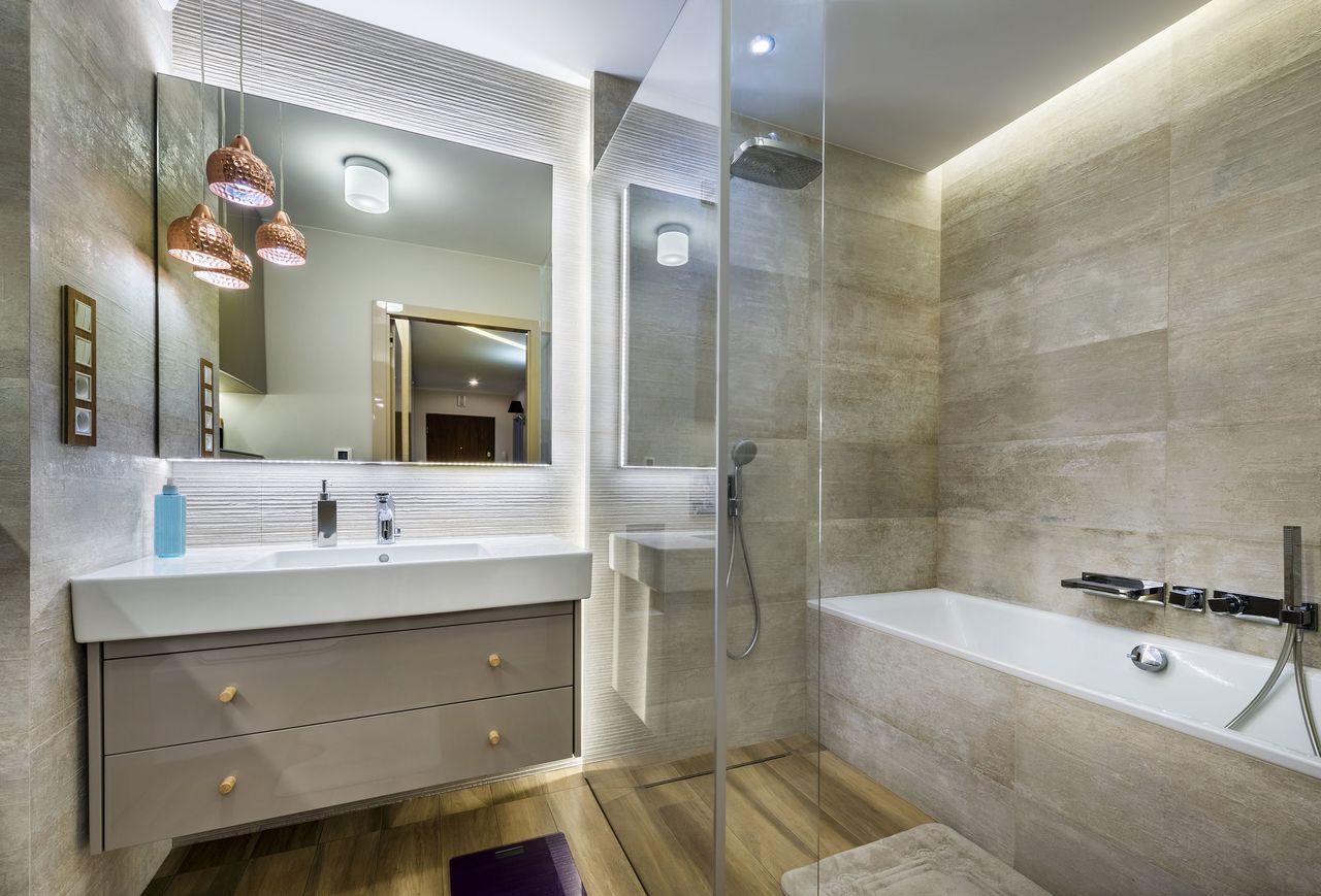 Bathroom lighting zones