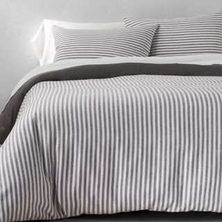 Heavyweight Linen Blend Stripe Duvet & Pillow Sham Set