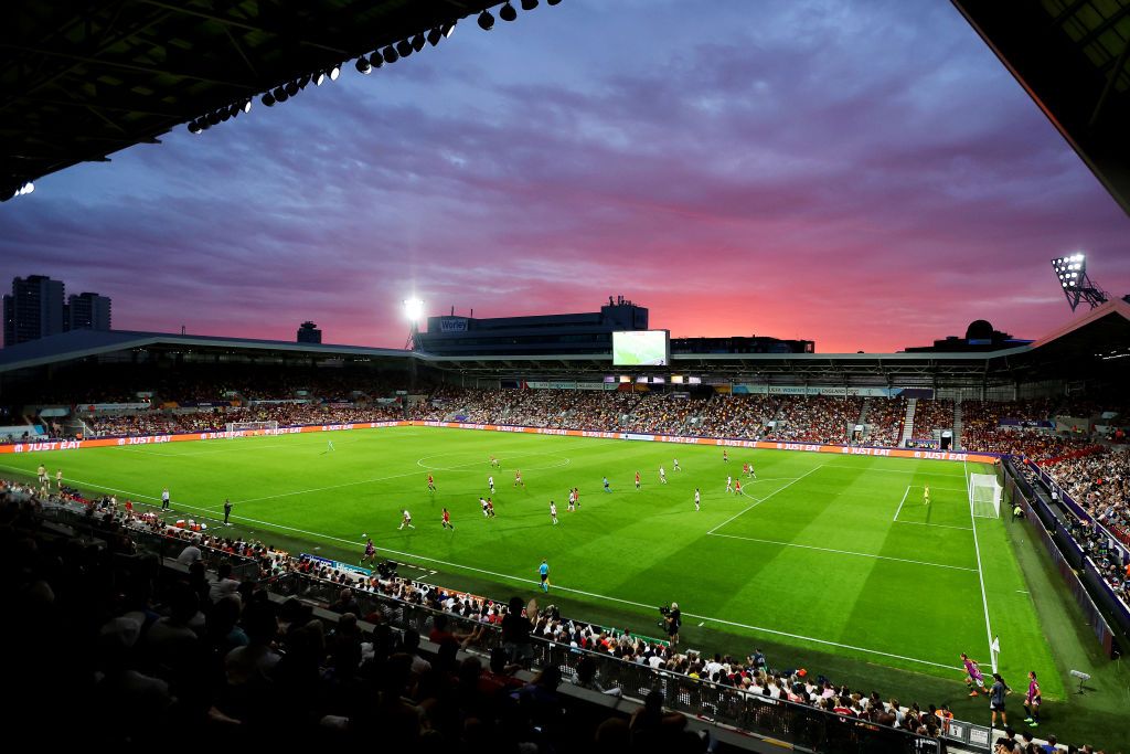 Premier League: The GTech Community stadium prepares for the return of Premier League action