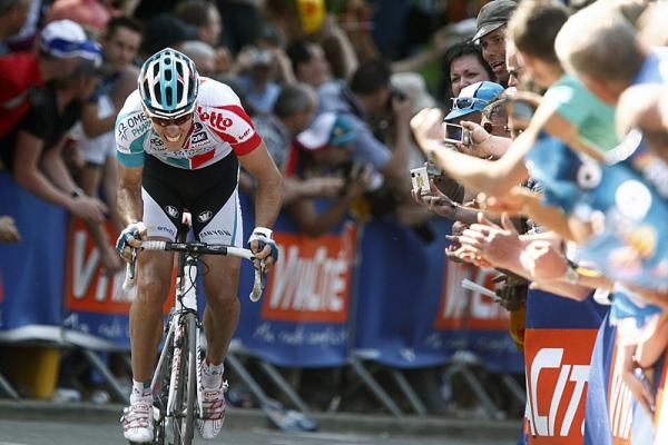 Philippe Gilbert (Omega Pharma-Lotto) launched a devastating attack on the Mur de Huy to take the victory.