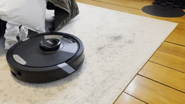 Shark Ultra Ai robot vacuum cleaning