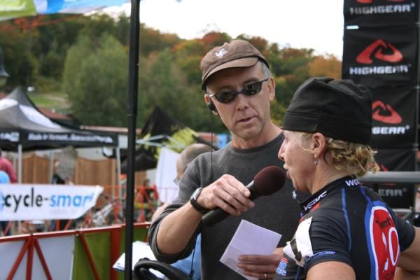 Elite women's winner Laura Van Gilder (C3 - Athletes Serving Athletes)