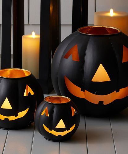 The 15 best indoor Halloween lights to buy right now | Homes & Gardens