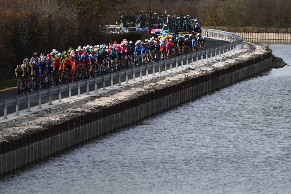 The peloton roll through on stage 3 of Paris-NIce