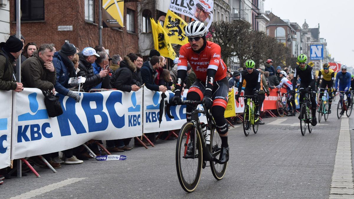 John Degenkolb (Trek-Segafredo) was wrapped up with plenty of layers at the start of the race and stripped down as the kilometers ticked by