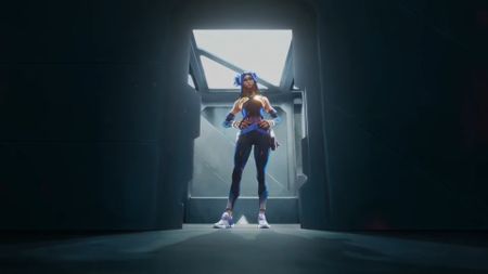 Neon enters the hall in Valorant