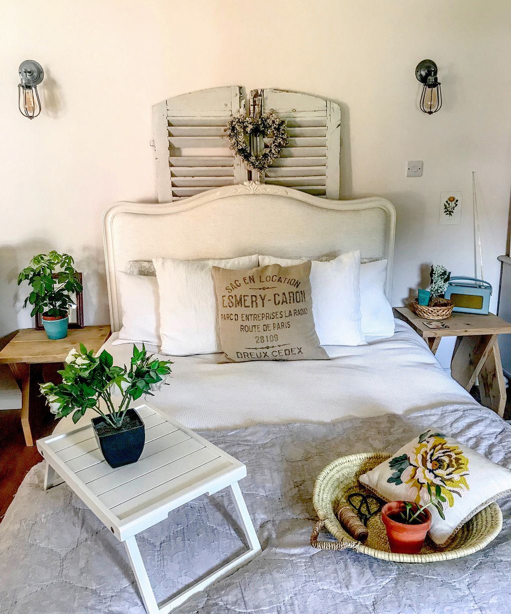 12 bedroom wall lighting ideas to settle down in style Real Homes