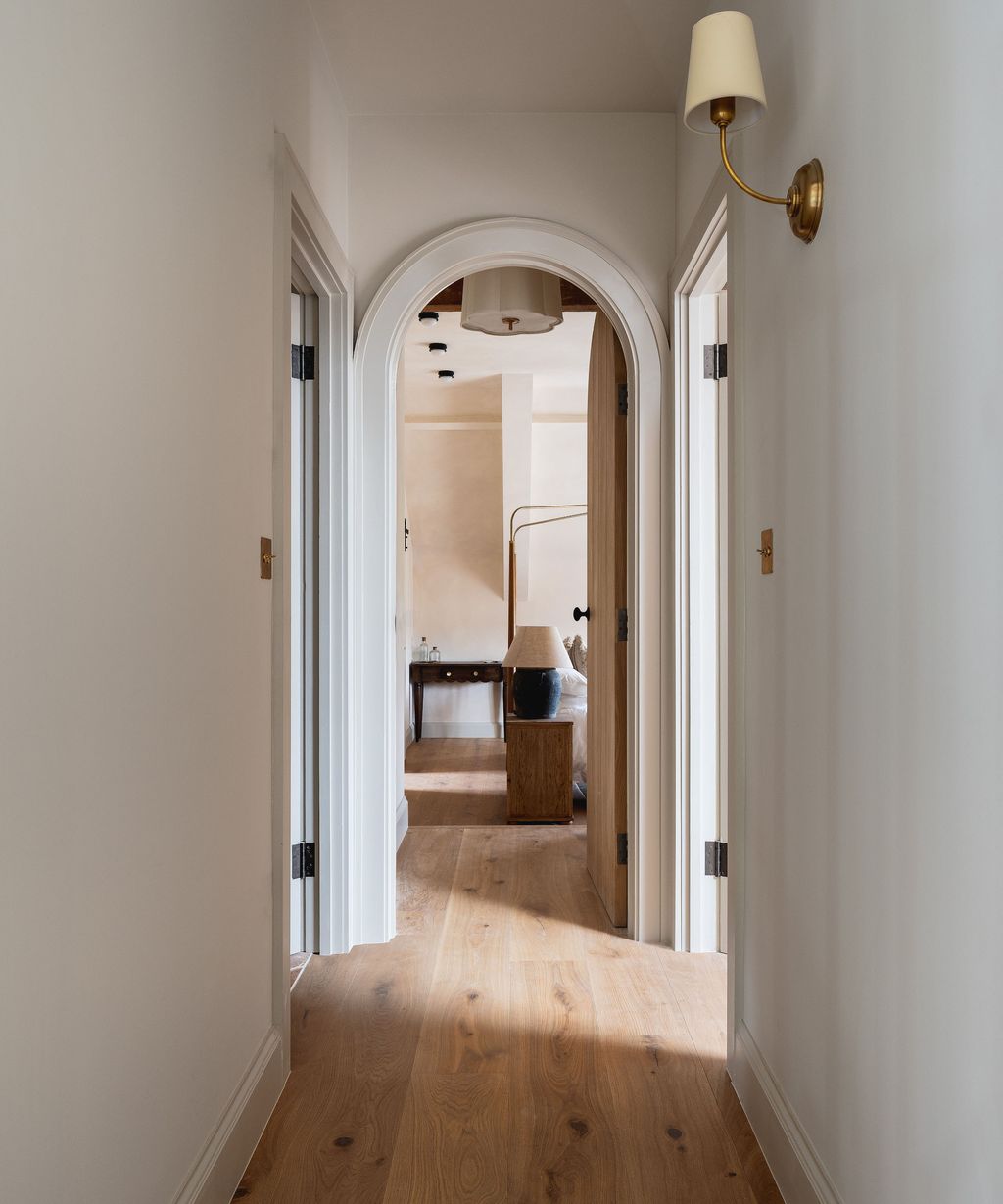 8 small landing ideas to make this space feel bigger | Homebuilding