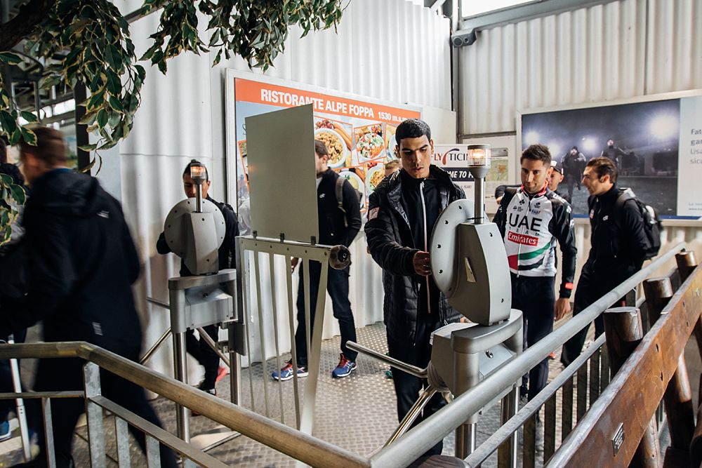 The team files in for a hike on Monte Tamaro