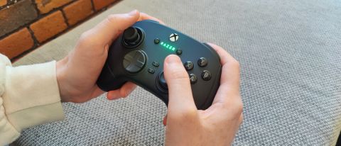 Razer Wolverine V3 Pro controller