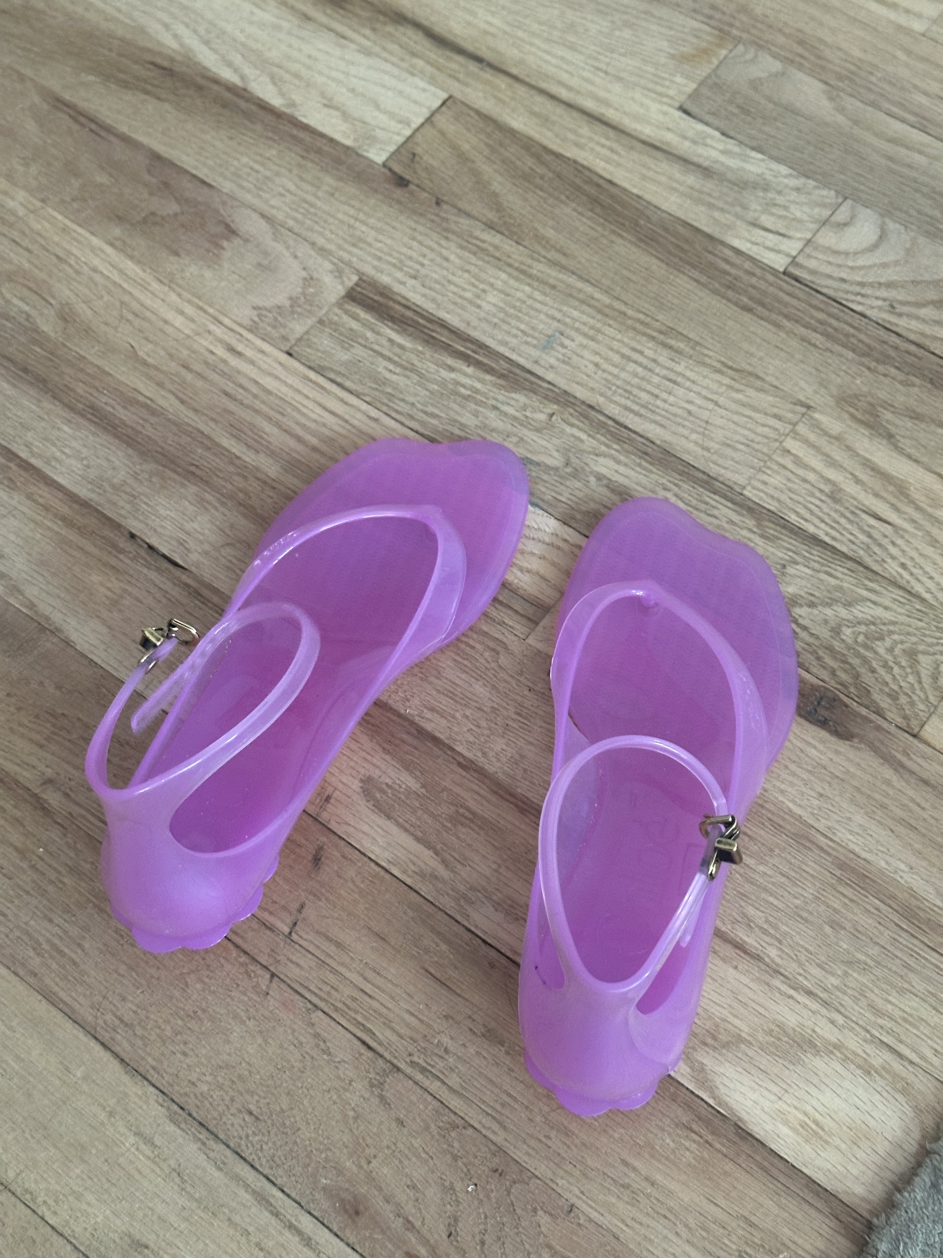 Chloe jelly sandals