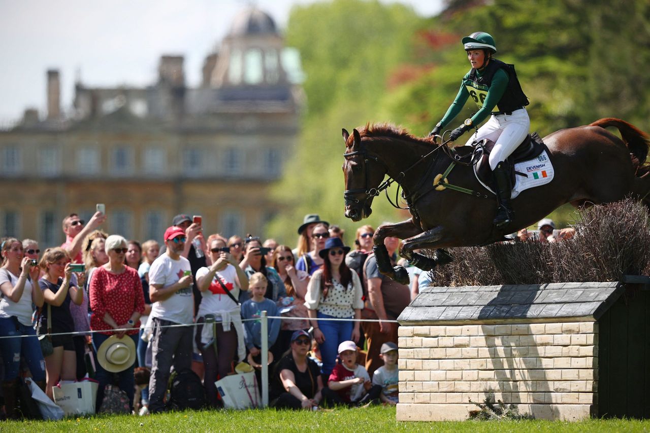 Ireland&#039;s Susie Berry rides John the Bull during the cross-country test of the Badminton Horse Trials in 2022. (Photo by ADRIAN DENNIS / AFP)