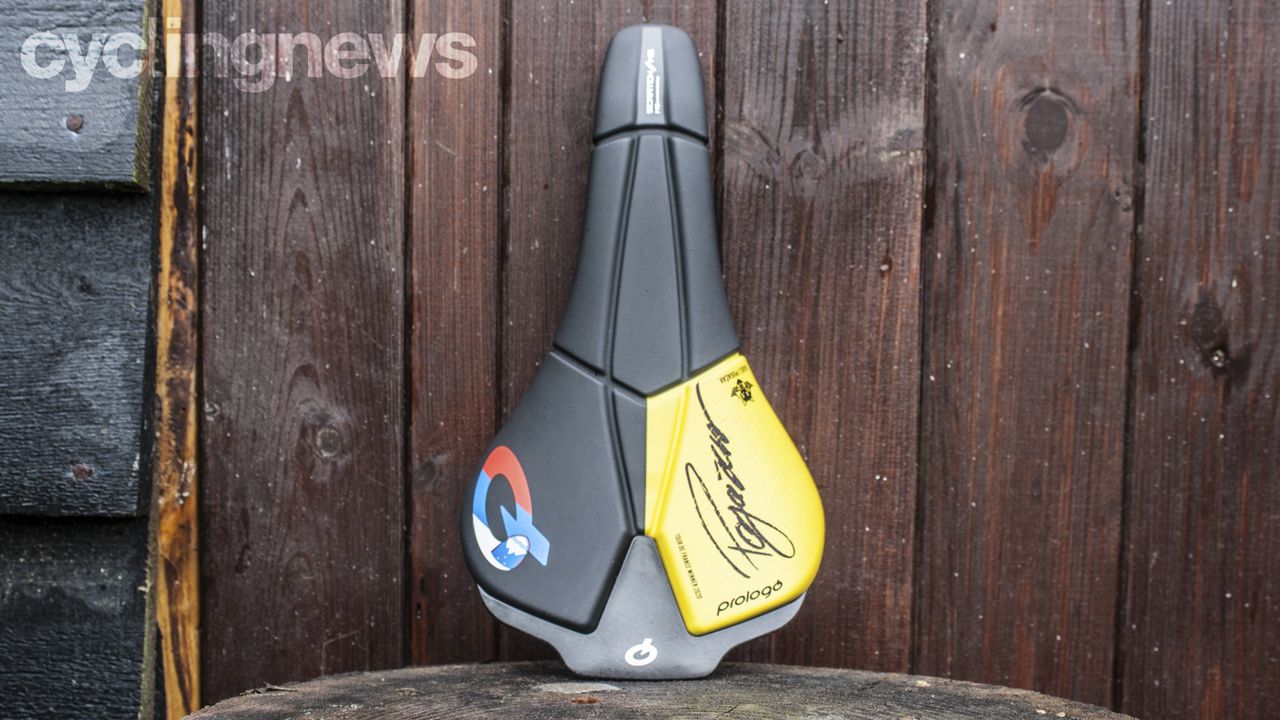 Tadej Pogacar Prologo Scratch M5 carbon saddle