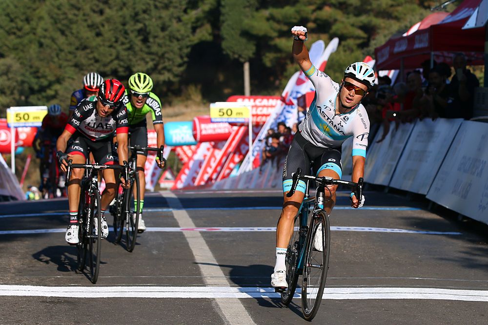 Alexey Lutsenko (Astana) wins stage 4 at Tour of Turkey and moves into overall lead