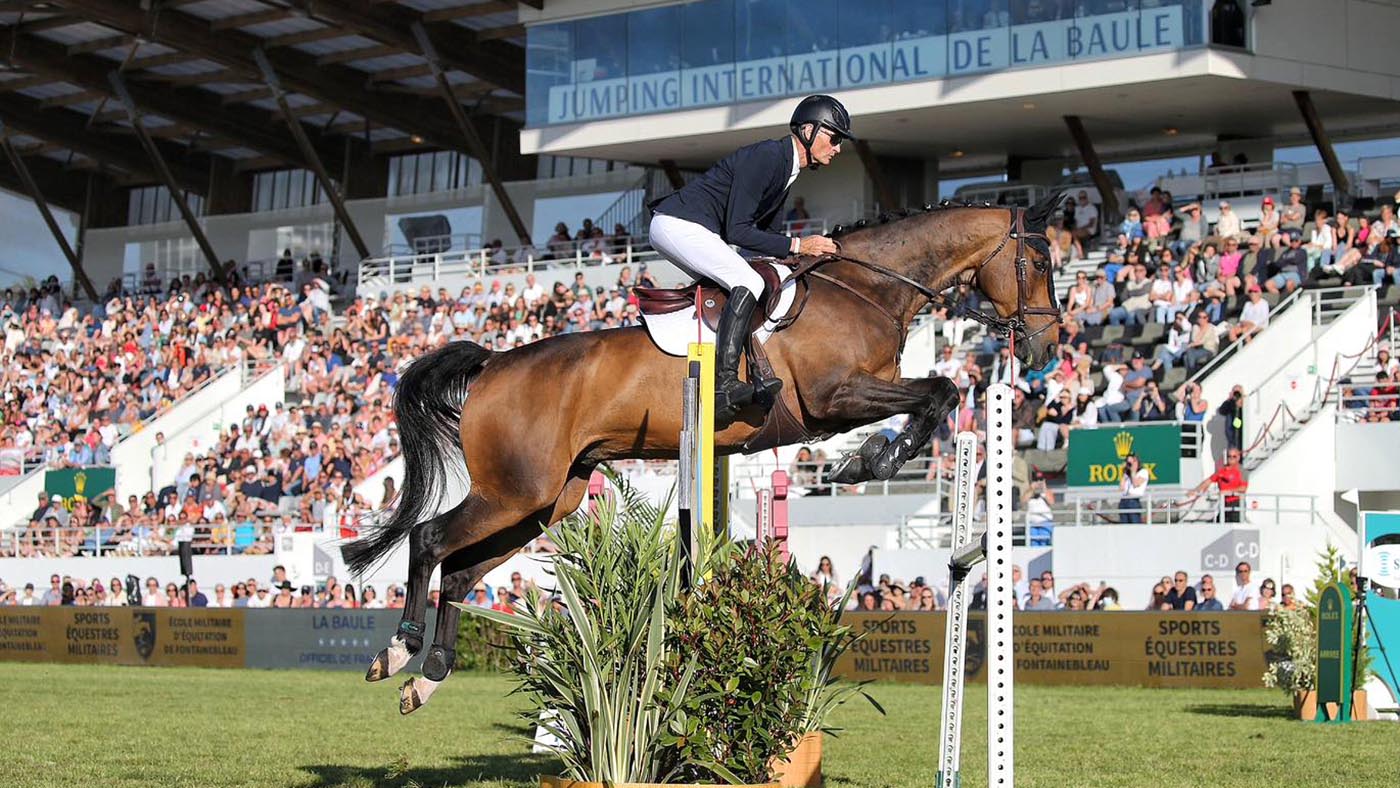 Olympic showjumping legend Eric Navet returns to the ring