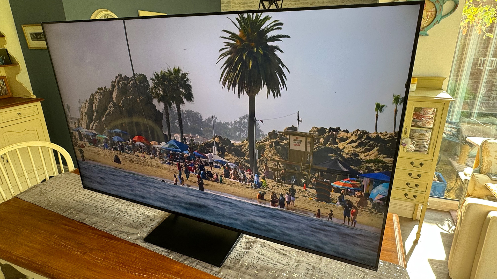 LG 65QNED93 LCD TV