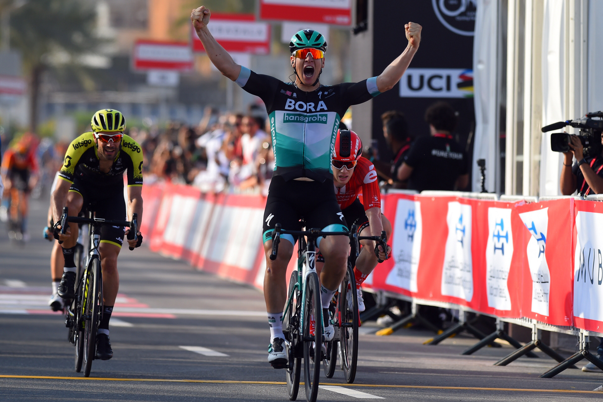 Pascal Ackermann (Bora-Hansgrohe) wins stage 1 at the UAE Tour