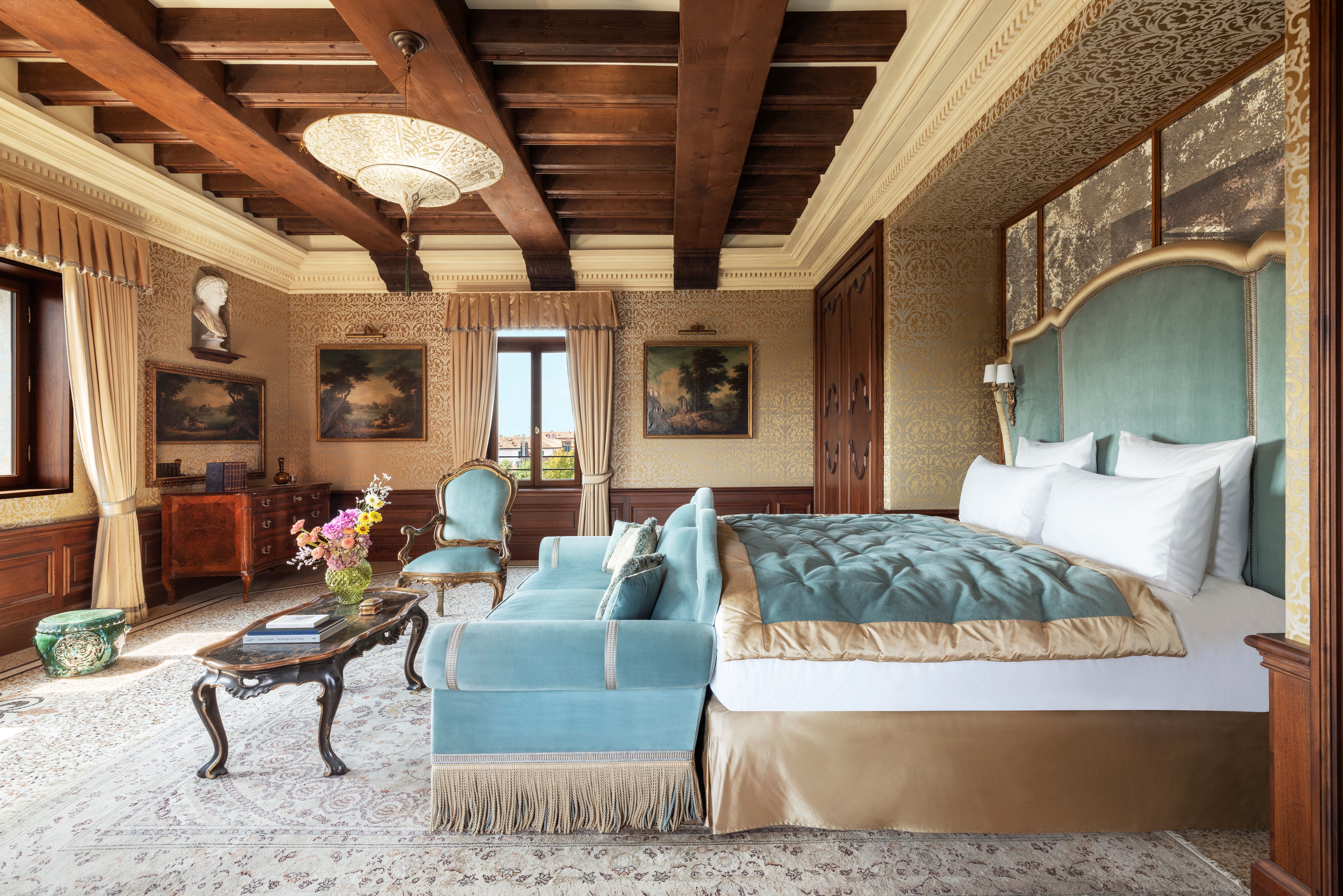 new hotels april 2026