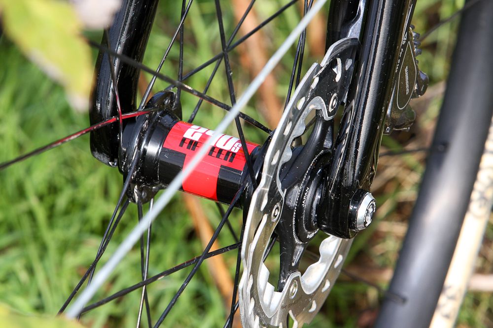 The bike has the DT 240 front hub and Shimano 785 brakeset up front.