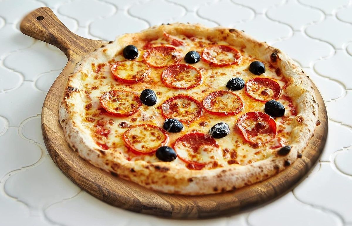 I test pizza ovens for a living — these are the 7 essential accessories ...