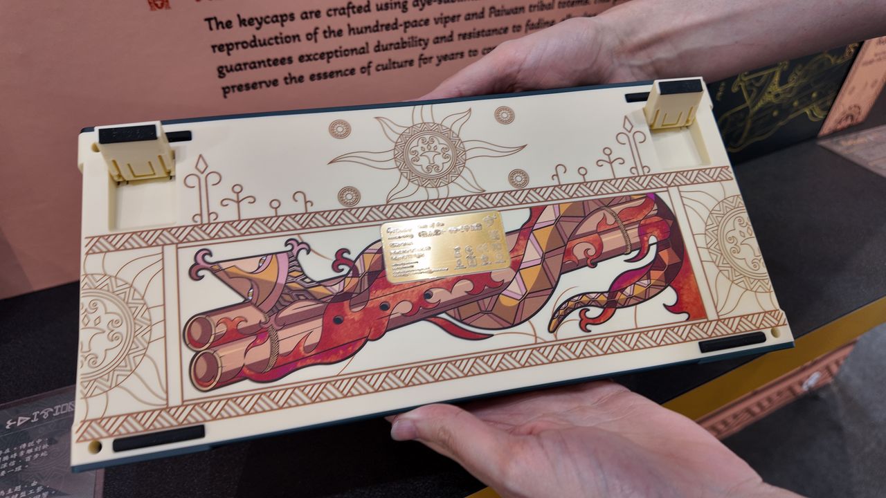 Ducky's Year of the Snake edition keyboard