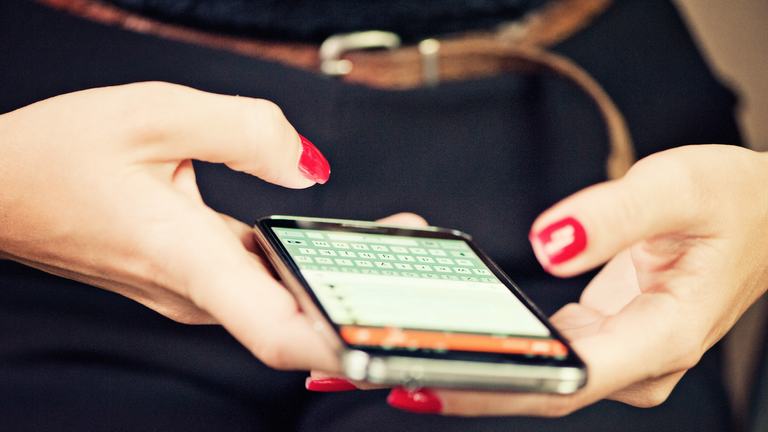 Finger, Wrist, Hand, Technology, Nail, Mobile device, Electronic device, Communication Device, Gadget, Thumb,