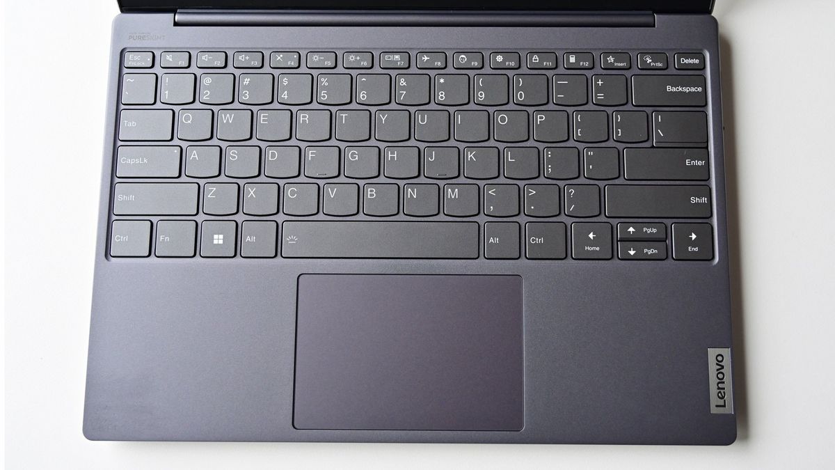 Lenovo 7i Carbon 2022